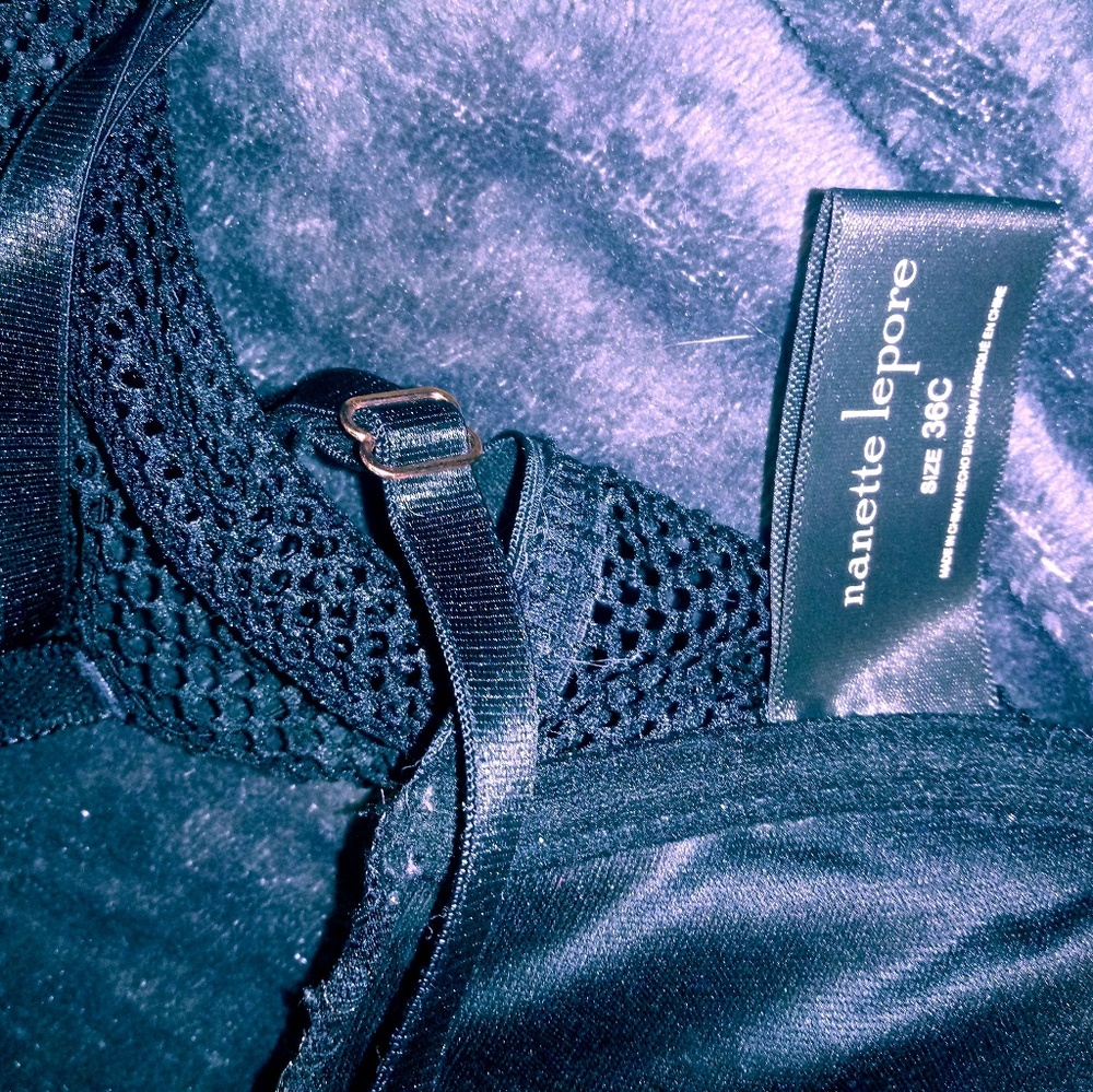 Bra - Picture 3 of 3